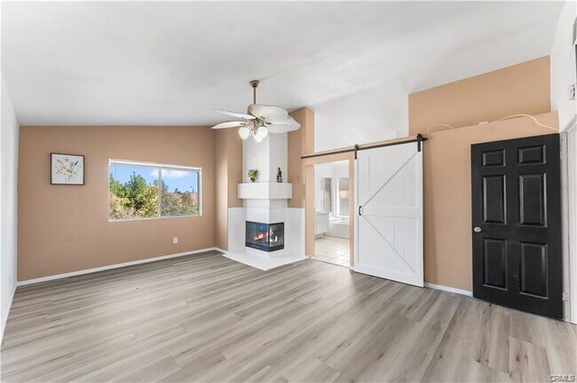 39566 Dunbar St in Palmdale, CA - Building Photo - Building Photo