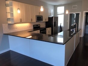 1806 Frankford Ave, Unit B in Philadelphia, PA - Building Photo - Building Photo
