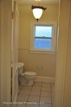 858 S Broadway in Lexington, KY - Building Photo - Building Photo