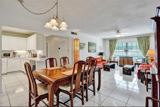 6750 NE 21st Rd in Fort Lauderdale, FL - Building Photo - Building Photo