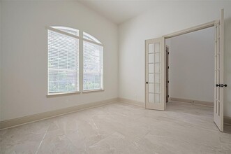 2112 Arrowood Glen Dr in Houston, TX - Building Photo - Building Photo
