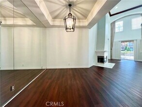 24812 Avignon Dr in Santa Clarita, CA - Building Photo - Building Photo