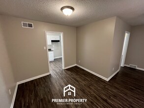 3265 Starsdale St in Memphis, TN - Building Photo - Building Photo