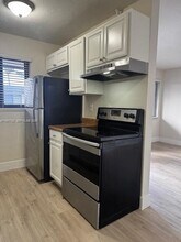 1310 W 29th St in Hialeah, FL - Building Photo - Building Photo