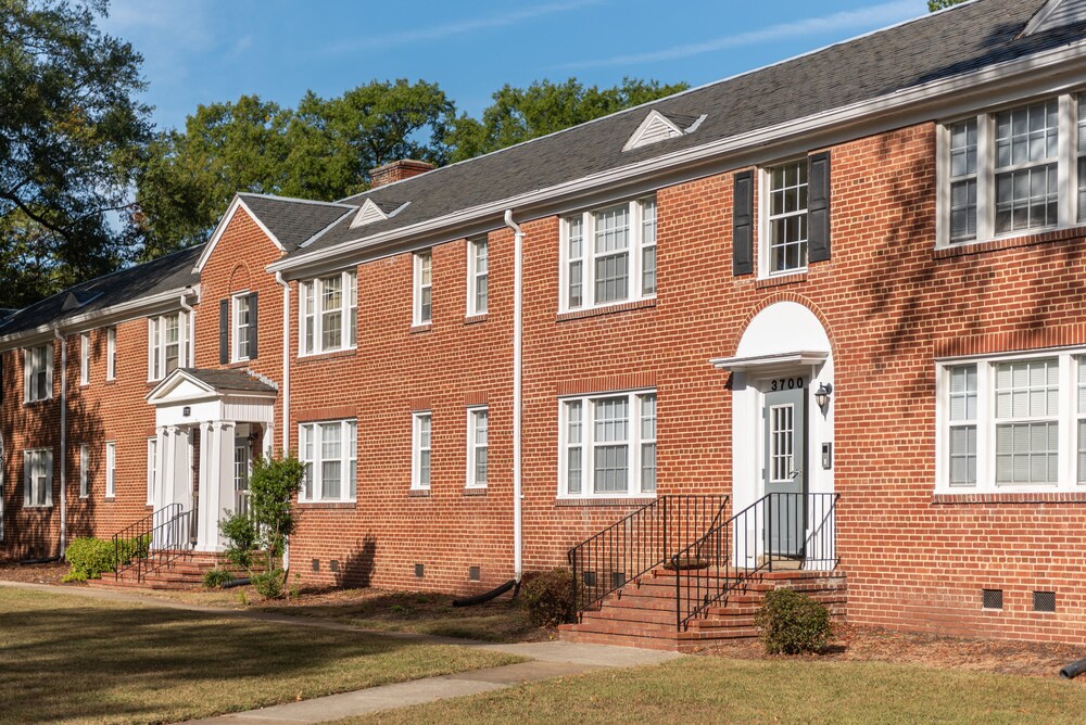 3809 McGuire Dr in Richmond, VA - Foto de edificio