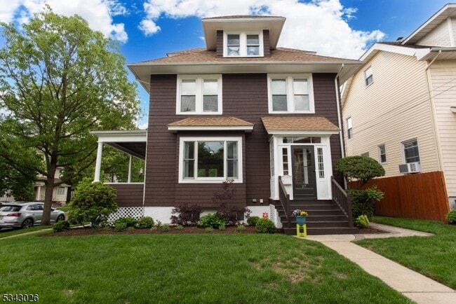 27 Morse Ave in Bloomfield, NJ - Building Photo - Building Photo