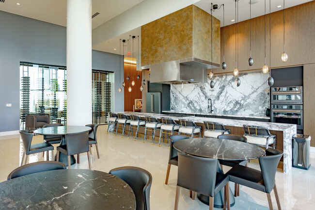 Avion Riverwalk in Boynton Beach, FL - Foto de edificio - Interior Photo