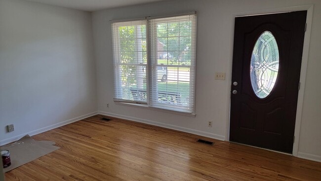 517 des in Hermitage, TN - Building Photo - Building Photo