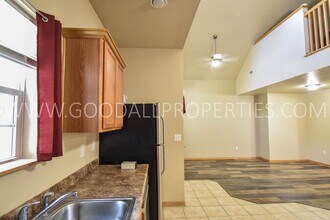 4307 154th St in Urbandale, IA - Building Photo - Building Photo