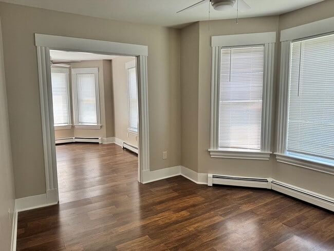 property at 189 E Bow St