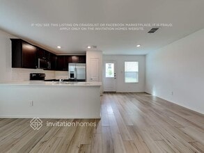 10616 Sewell Cir in Dallas, TX - Building Photo - Building Photo