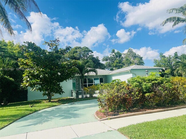 850 SW 50th Terrace in Margate, FL - Building Photo - Building Photo