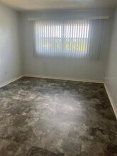 221 Columbia Dr in Cape Canaveral, FL - Building Photo - Building Photo