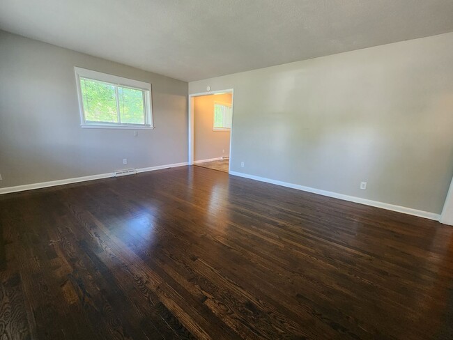 2655 S Stewart Ave in Springfield, MO - Building Photo - Building Photo