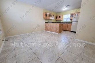 7365 N Loop Dr in El Paso, TX - Building Photo - Building Photo