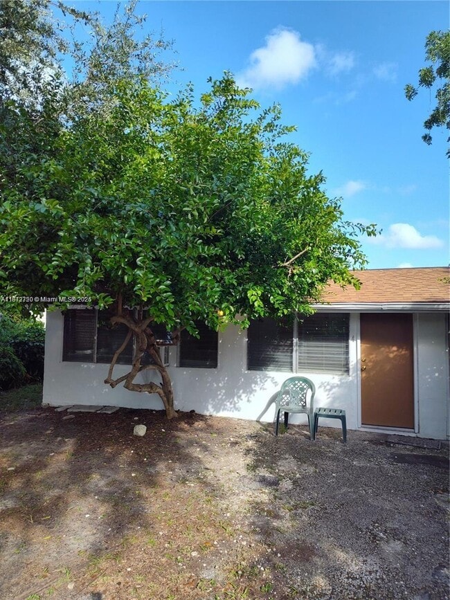 property at 11342 Peachtree Dr