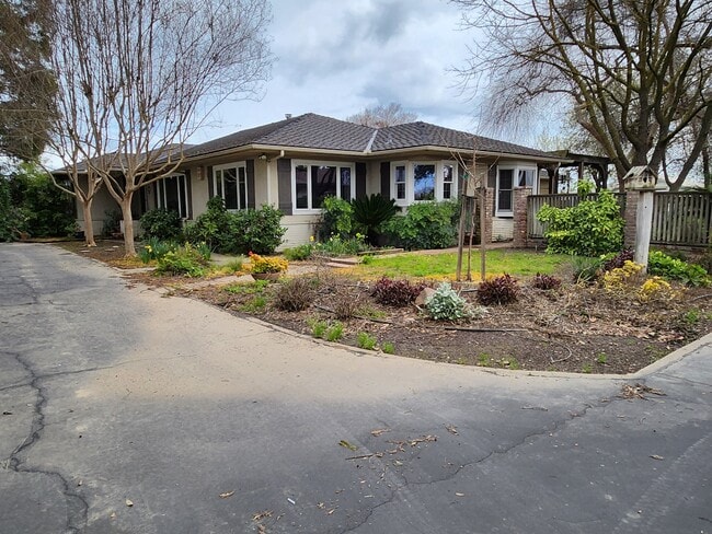 property at 19673 E South Ave