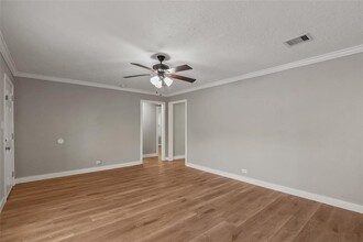 1330 Leaman Ave in Rosenberg, TX - Building Photo - Building Photo
