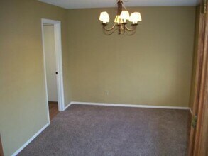 8412 S Sunflower St in Highlands Ranch, CO - Building Photo - Building Photo