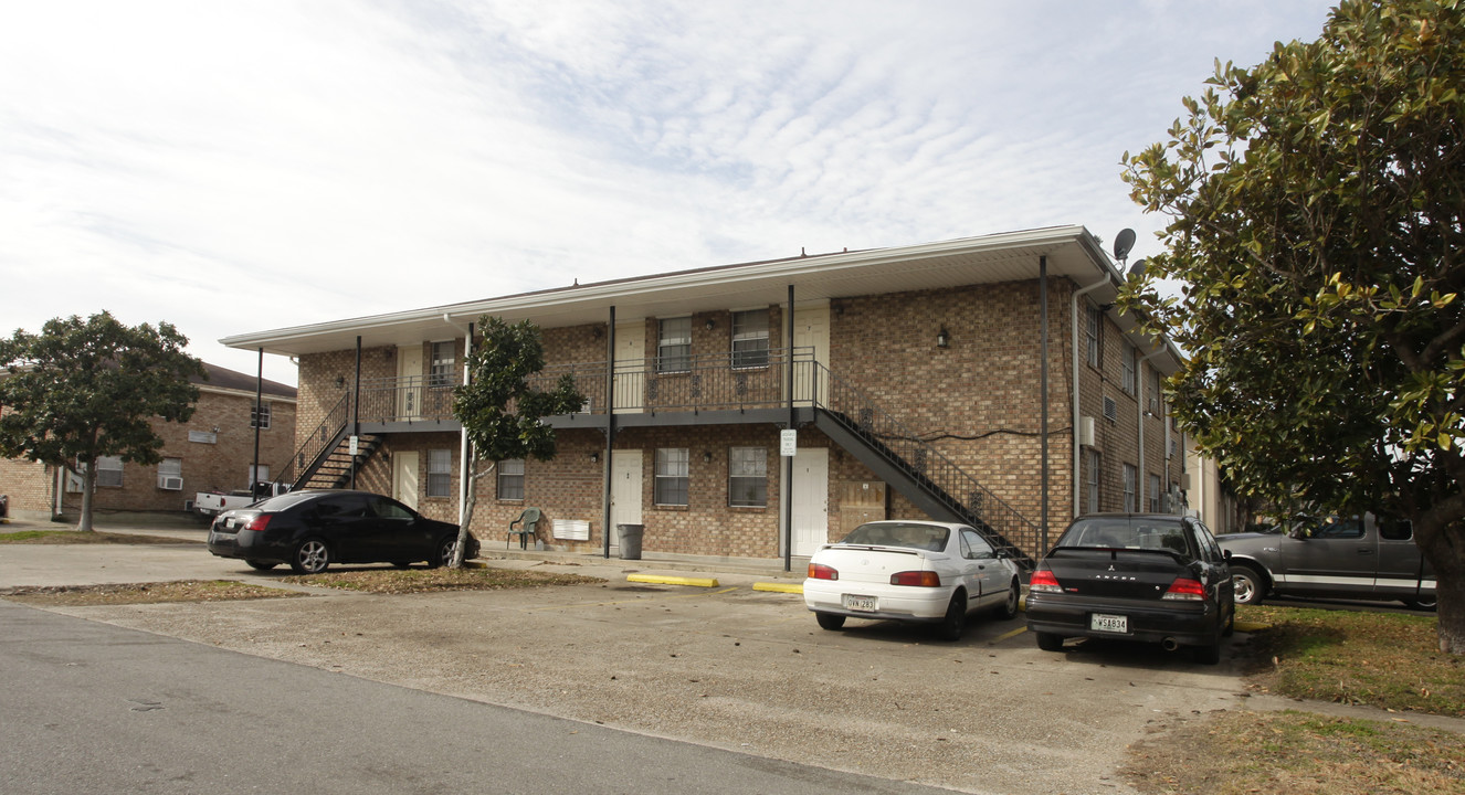 1632 Carrollton Ave in Metairie, LA - Building Photo