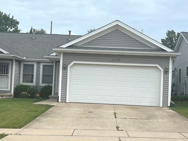 property at 909 Wartburg Dr
