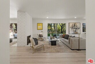 2612 S Beverly Dr in Los Angeles, CA - Building Photo - Building Photo