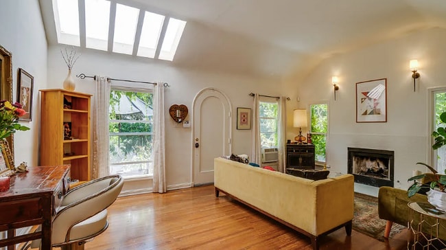 523 S Coronado St in Los Angeles, CA - Building Photo - Building Photo