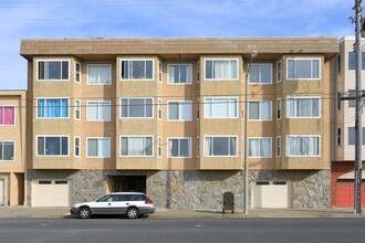 1576 Great Hwy in San Francisco, CA - Foto de edificio - Building Photo