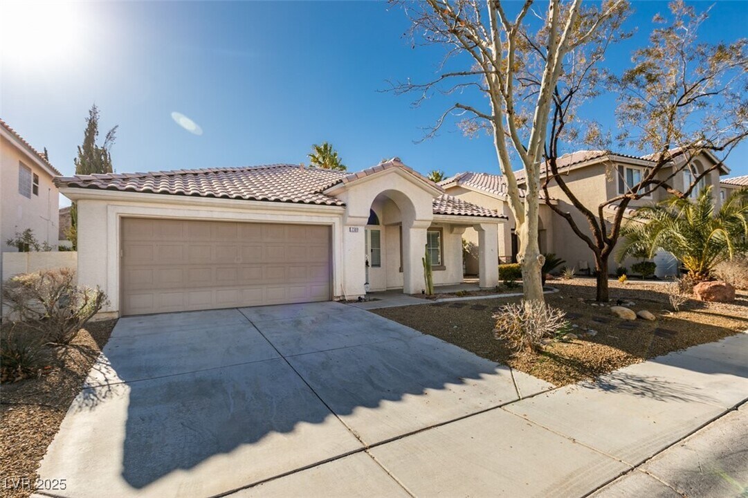 2309 Flower Spring St in Las Vegas, NV - Building Photo