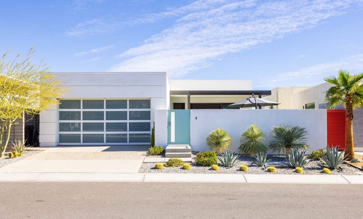 3712 Ambassador Dr in Palm Springs, CA - Building Photo