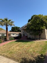 525 S Eldorado St in San Mateo, CA - Foto de edificio - Building Photo