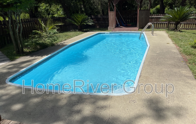 27136 Carefree Dr in Brooksville, FL - Building Photo - Building Photo