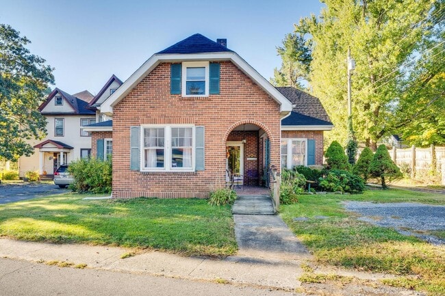 property at 712 Haynes St