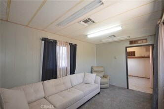 32531 Cox Rd in Menifee, CA - Building Photo - Building Photo