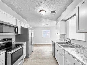 812 Royal Ave in Midwest City, OK - Building Photo - Building Photo