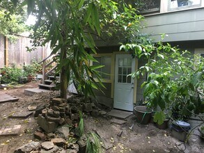 30 Yosemite Ave in Oakland, CA - Building Photo - Building Photo