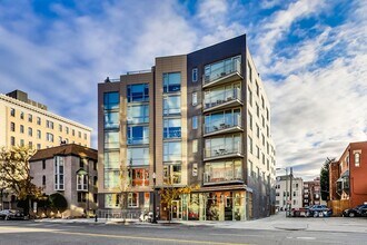 1311 13th St NW in Washington, DC - Foto de edificio - Building Photo