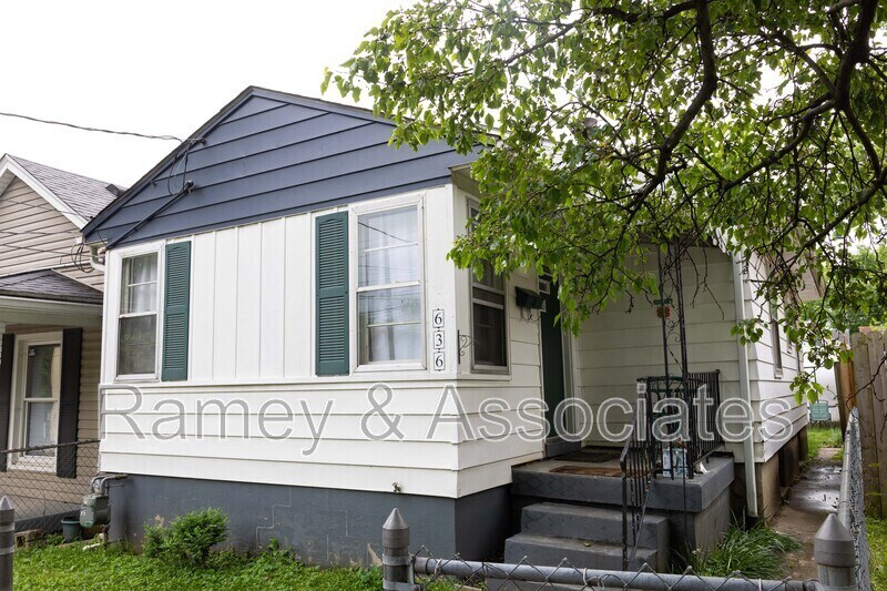 636 Lynn St in Louisville, KY - Building Photo