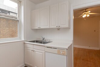 4409 N Kenneth Ave in Chicago, IL - Building Photo - Building Photo