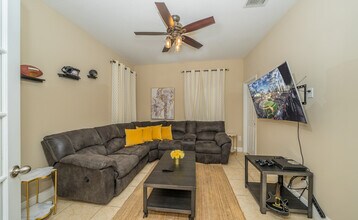 205 E Kirby St in Tampa, FL - Building Photo - Building Photo