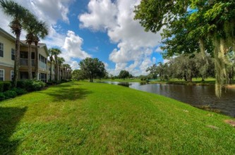 Aston Gardens Independent Senior Living in Sun City Center, FL - Building Photo - Building Photo