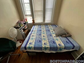 881 Huntington Ave, Unit 9 in Boston, MA - Foto de edificio - Building Photo