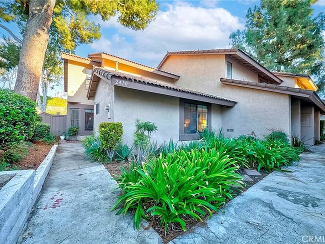 property at 2410 Plaza De Vista