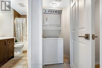 30 Pyrite Private in Ottawa, ON - Building Photo - Building Photo