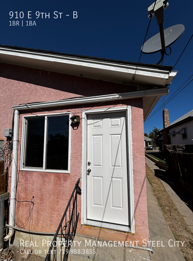 property at 910 E 9th St