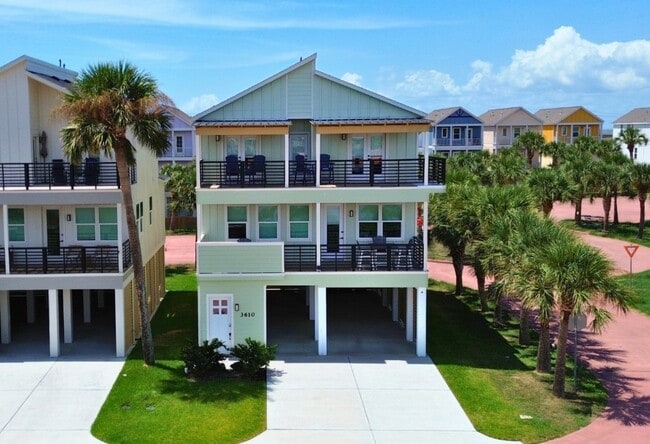 property at 3610 Niko Ct