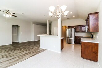 2504 Wakecrest Dr in Fort Worth, TX - Building Photo - Building Photo