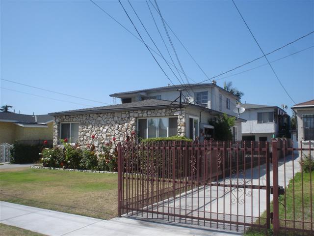 3535 Grand Ave in Huntington Park, CA - Building Photo