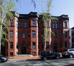 1617 Swann St NW in Washington, DC - Building Photo - Building Photo