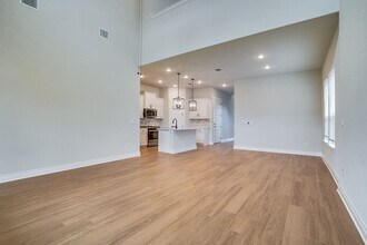 4817 Seadrift Dr in Austin, TX - Building Photo - Building Photo
